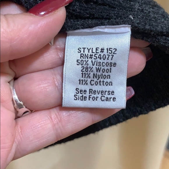 CAbi Sweater Vest - Picture 3 of 5